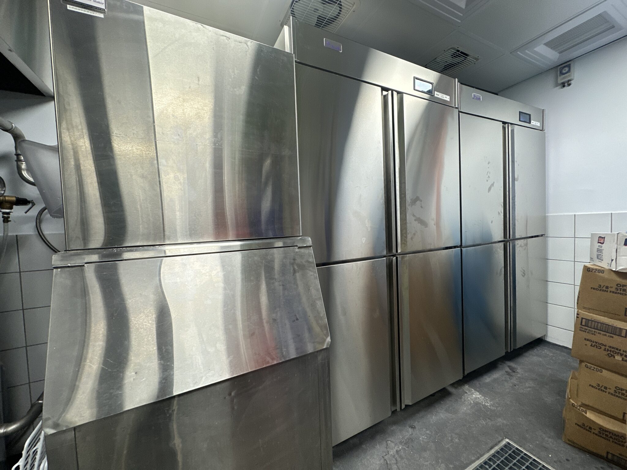 xingyu廚房、xingyu設備、xingyu、星昱實業打造朵頤牛排商用廚房、星昱